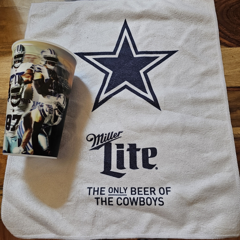 Dallas Cowboys Cups & Towels